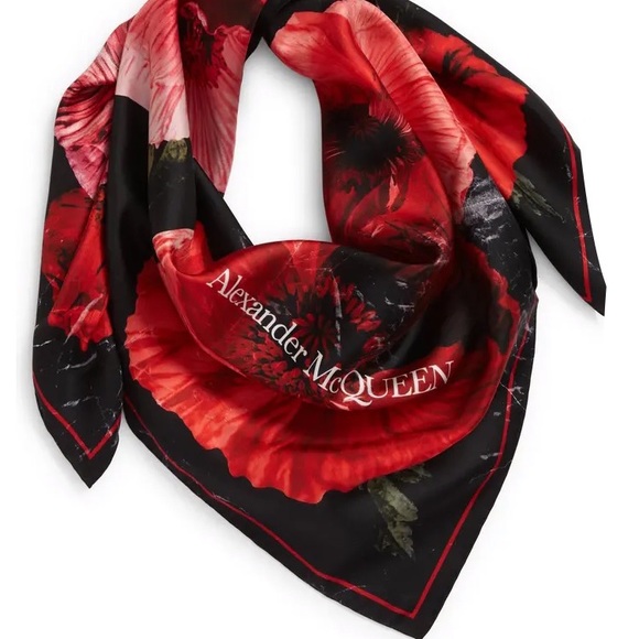 ALEXANDER MCQUEEN Exploded Poppy Print Silk Scarf - Picture 4 of 7